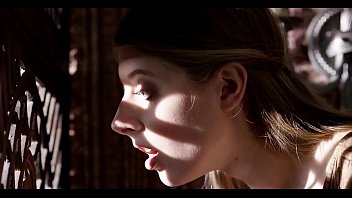 Cô Hầu Gọn Nhà Rồi Thủ Dâm